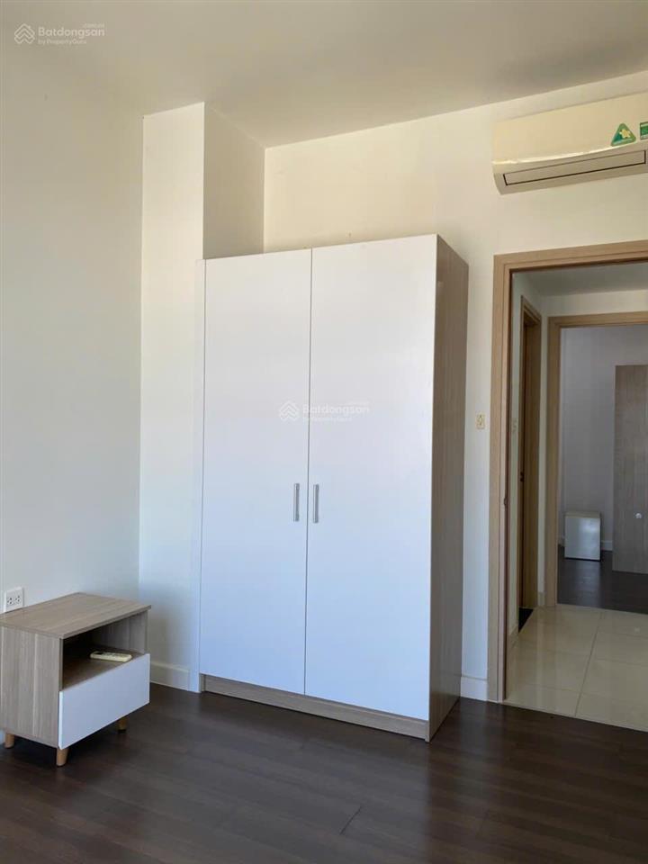 Bán căn 1pn+ giá tốt 6.1 tỷ bao hết, sổ hồng sẵn  the sun avenue, view sông đông nam thoáng mát.