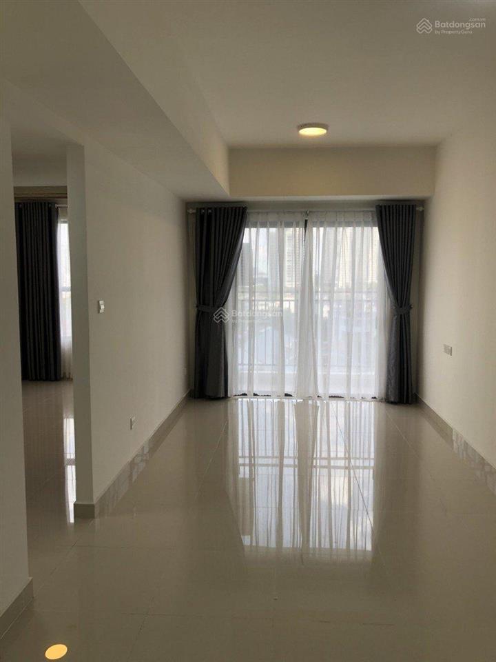 Bán căn 1pn giá tốt nhì dự án  4,65 tỷ bao hết  the sun avenue, sổ hồng sẵn