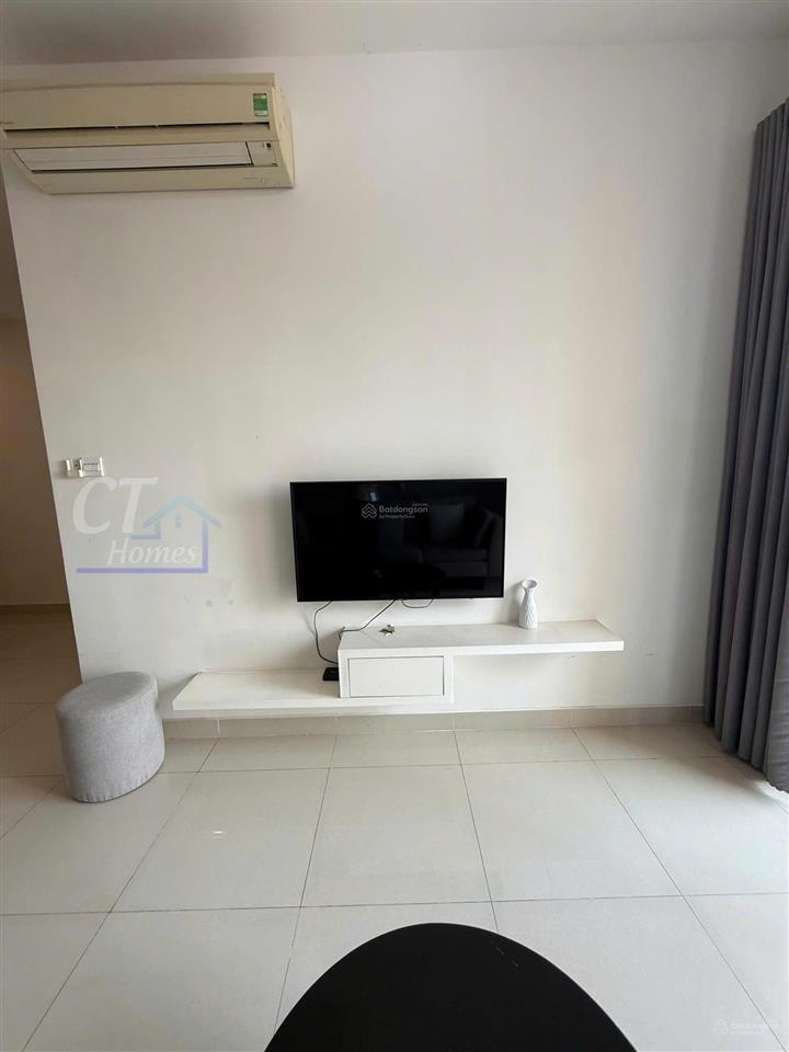 Sổ hồng sẵn  bán nhanh căn 2pn view sông the sun avenue giá tốt 7.55 tỷ