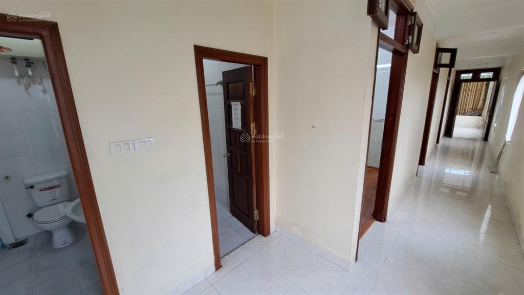 Cho thuê nhà 100m2 x 7 tầng  ngõ 168 kim giang  kinh doanh sầm uất