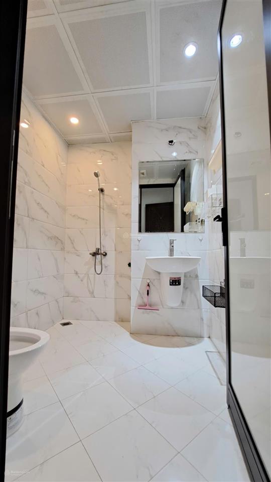 Cho thuê phòng trọ 30m2 ngõ 40 tạ quang bửu  khu bách khoa