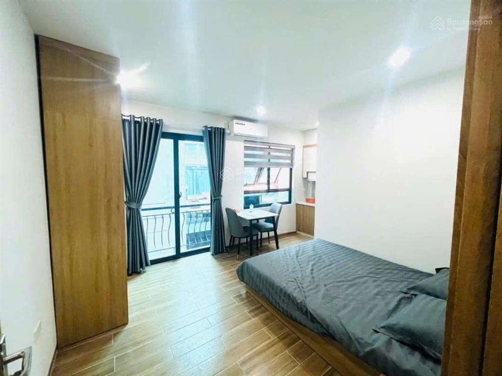 Bán tòa chdv phố tạ quang bửu  90m2 x 6 tầng  16 phòng  giá 25 tỷ