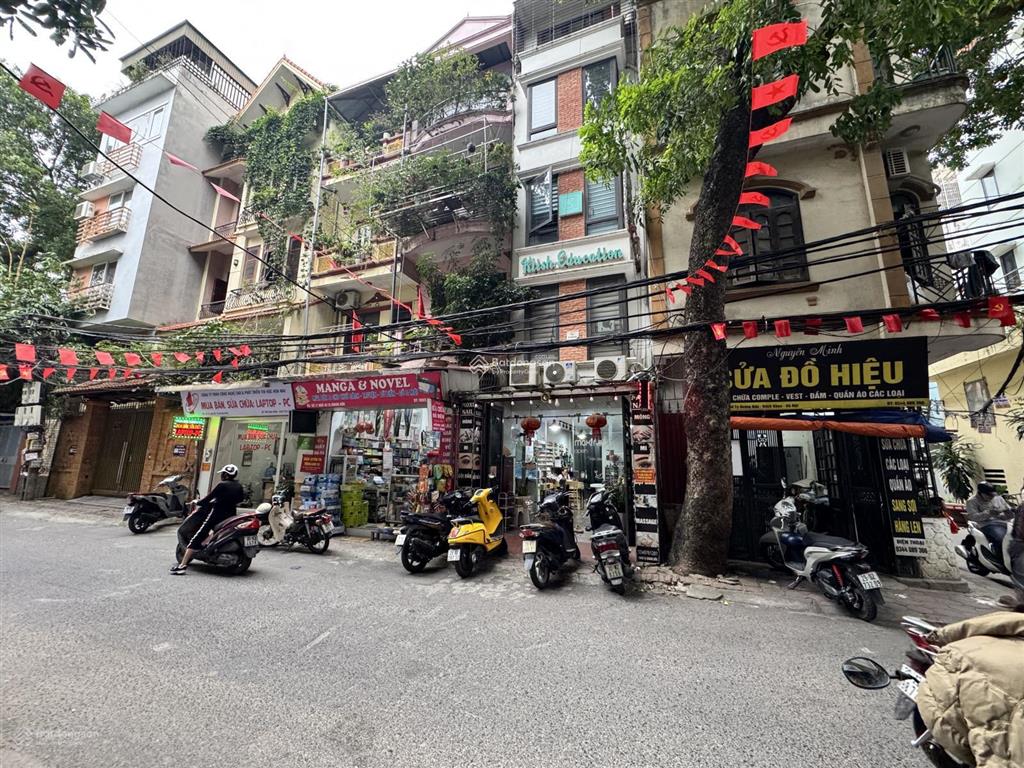 Bán nhà phân lô bách khoa  ngõ 40 tạ quang bửu  kinh doanh đỉnh  70m2 x 6 tầng  giá 30.8 tỷ