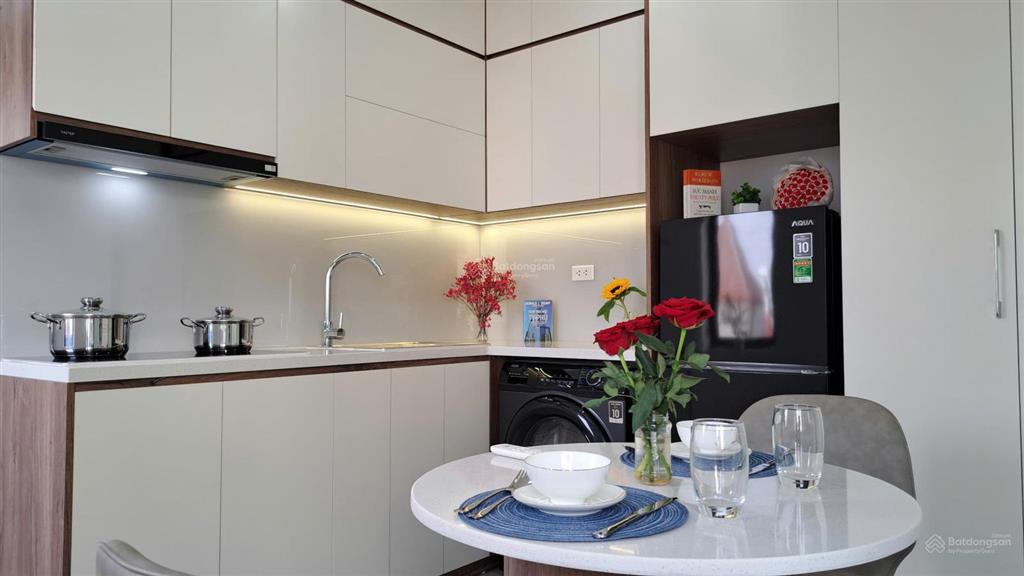 Cho thuê phòng 40m2 cao cấp cực đẹp  ngõ 40 tạ quang bửu  khu bách khoa