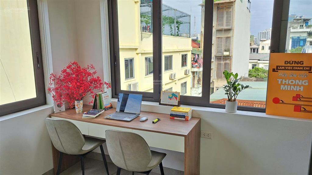 Cho thuê phòng 40m2 cao cấp cực đẹp  ngõ 40 tạ quang bửu  khu bách khoa