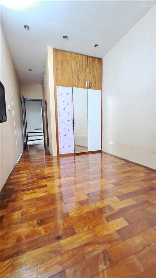 Cho thuê nhà riêng 30m2 x 4 tầng ngõ 37 lê thanh nghị  khu bách khoa