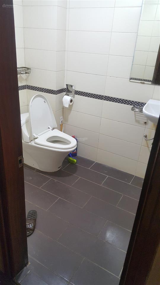 Cho thuê nhà riêng 30m2 x 4 tầng ngõ 37 lê thanh nghị  khu bách khoa