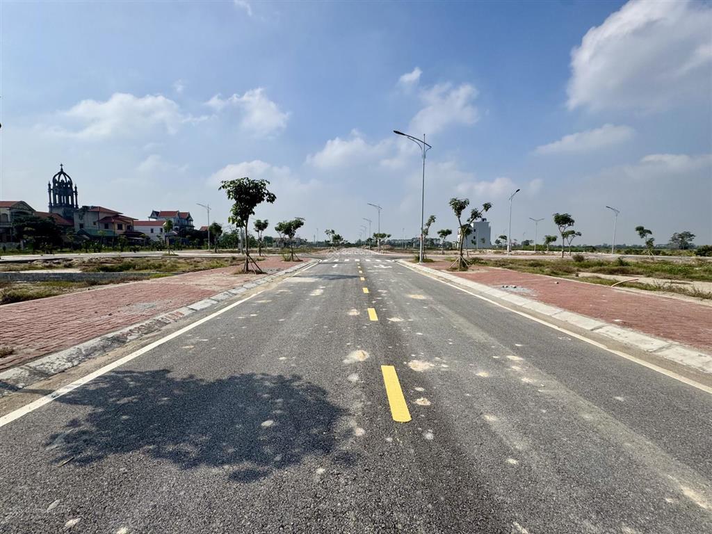 Chính chủ bán lô đất 2 mặt đường 5x18  90m², xã hồng quang, tỉnh hưng yên. giá 2.xtỷ