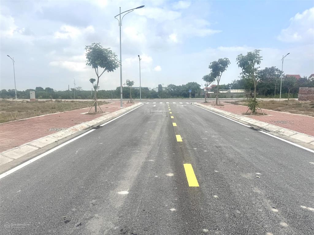 Chính chủ bán lô đất 2 mặt đường 5x18  90m², xã hồng quang, tỉnh hưng yên. giá 2.xtỷ