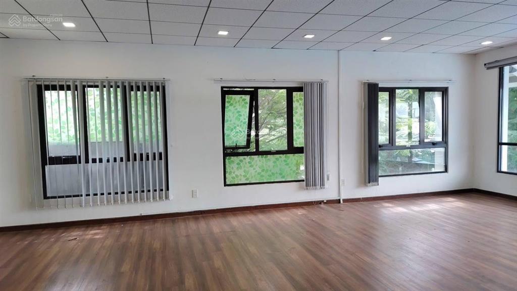 Cho thuê văn phòng đường trần trọng cung, quận 7, giá 15tr/tháng, dt 50m²