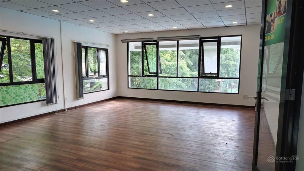 Cho thuê văn phòng đường trần trọng cung, quận 7, giá 15tr/tháng, dt 50m²