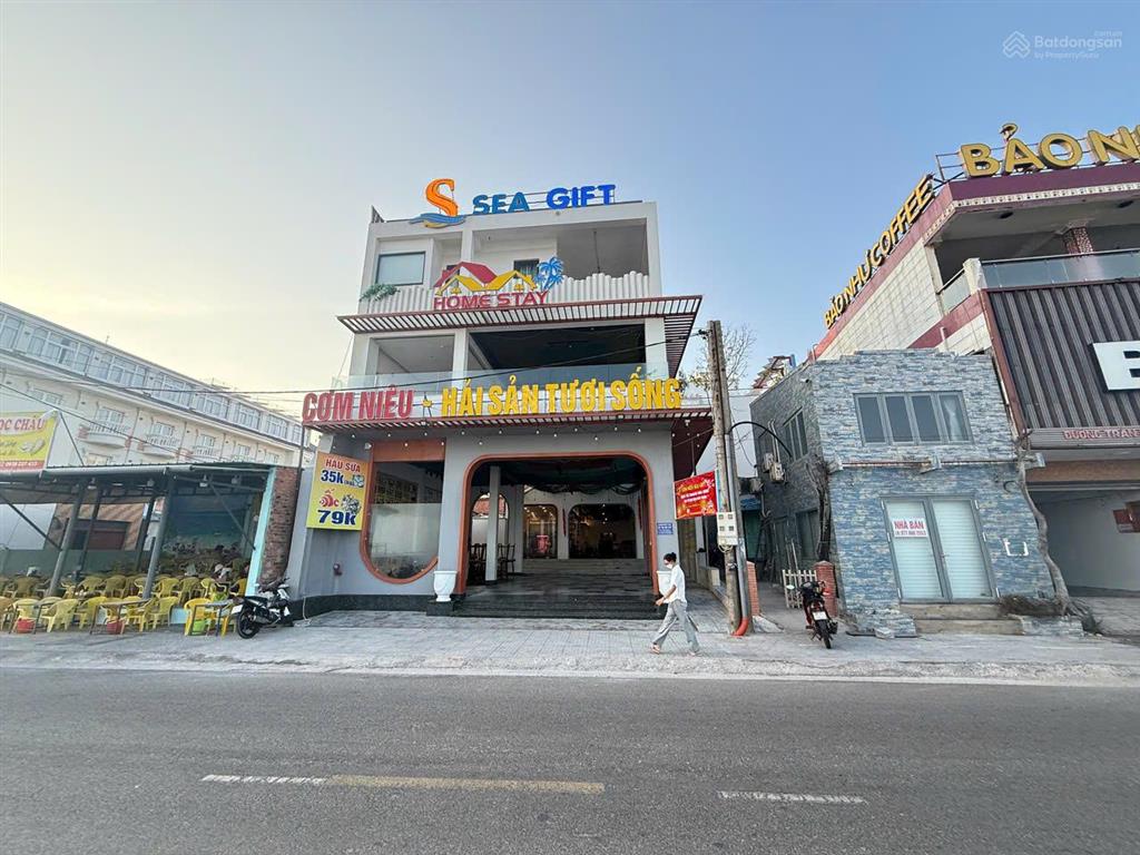 Gấp cần cho thuê mb bờ kè phước hải. 1 sàn 600m2. cho thuê nửa sàn giá rẻ