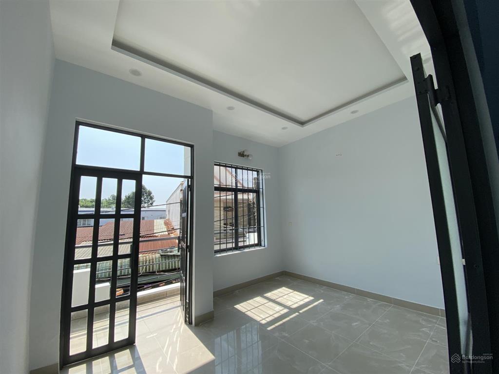 Nhà ngay trung tâm 3 lầu , mới ,ngay siêu thi lotel , bệnh viện , làm văn phòng , phòng khám