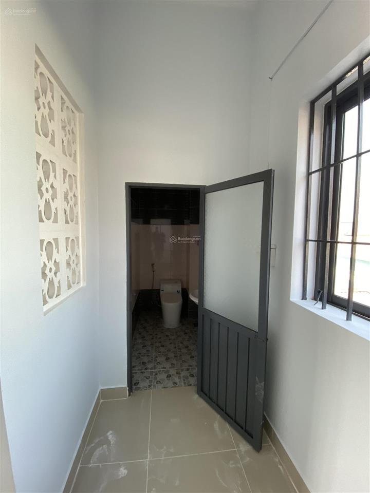 Nhà ngay trung tâm 3 lầu , mới ,ngay siêu thi lotel , bệnh viện , làm văn phòng , phòng khám