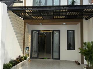 Bán nhà 103m(4,5x23) có sân vườn rất đẹp, full nội thất, gần sông mát mẻ giá tốt nhất khu vực