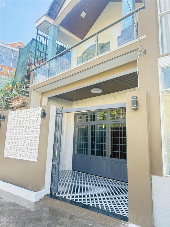 Bán căn nhà 124(9x13) ngay gần bệnh viện hạnh phúc, cách trung tâm sg 15p