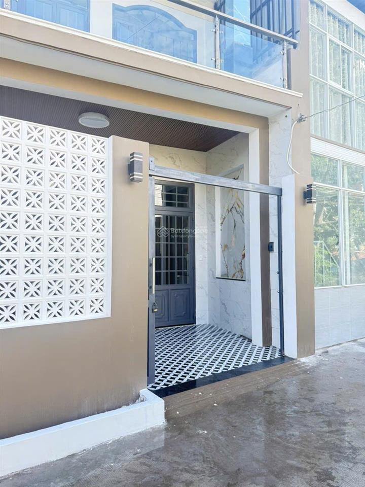 Bán căn nhà 124(9x13) ngay gần bệnh viện hạnh phúc, cách trung tâm sg 15p