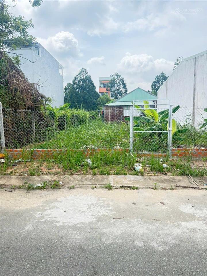 Bán lô góc 2 mặt tiền kinh doanh 277m(14x20) full thổ cư, thích hợp kinh doanh, mặt sông mát mẻ