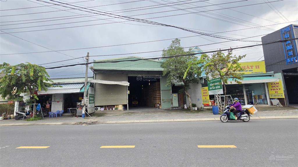 Bán kho 596,5m2 (14x42) mặt tiền đường nhựa, đang cho thuê có thu nhập 40tr/th