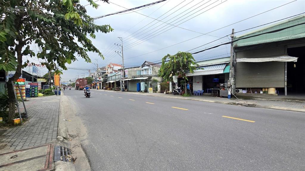 Bán kho 596,5m2 (14x42) mặt tiền đường nhựa, đang cho thuê có thu nhập 40tr/th