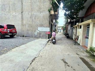 Bán đất đức giang,ôtô 16 chỗ vào đất,ngõ thông dt110m. mt6m.15 ty