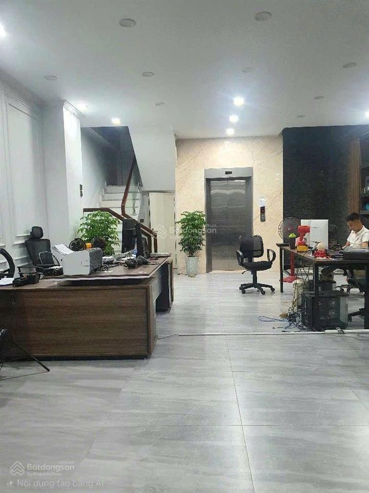 Nhà dân xây phúc lợi,dt74m.mt6m.loanh quanh 21 tỷ.ôtô tránh,vỉa hè.kinh doanh