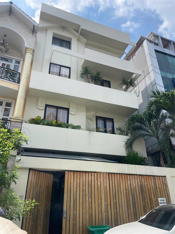 Bán nhà mt hoa lan, p.2, phú nhuận, dt8x16m. (cn 126m2). 4 tầng. giá bán 48 tỷ