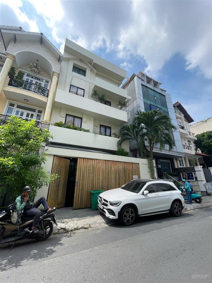 Bán nhà mt hoa lan, p. 2, phú nhuận, dt 8x16m. (cn 126m2). 4 tầng. giá bán 46 tỷ