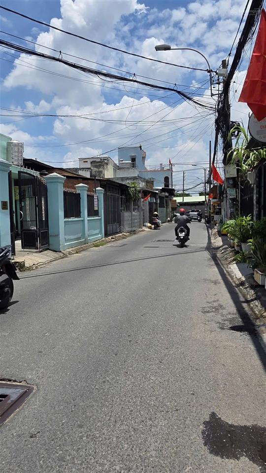 Giảm 2 tỷ nhà góc 2 mặt tiền đường 11, linh trung, 176.4m2