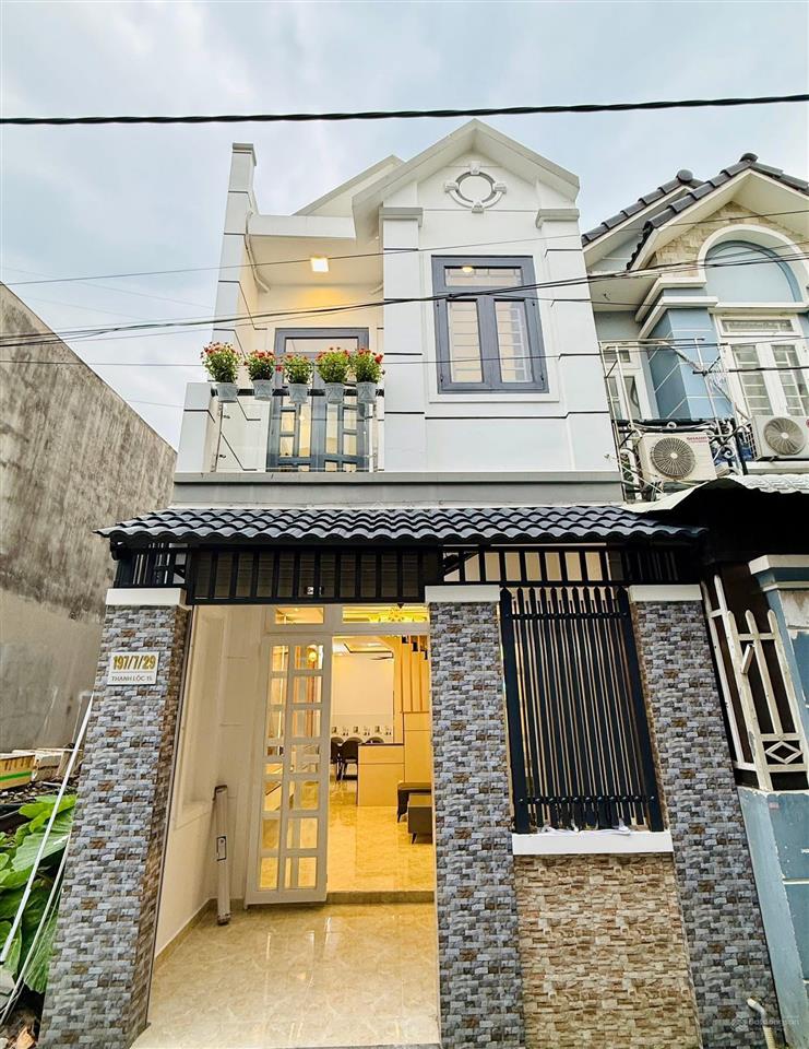 Nhà 1 trệt 1 lầu thạnh lộc 15  ngã tư ga q12. sổ riêng, giá 4.53 tỷ  0932 130 ***