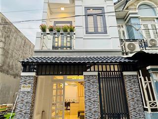 Nhà 1 trệt 1 lầu thạnh lộc 15  ngã tư ga q12. sổ riêng, giá 4.53 tỷ  0932 130 ***