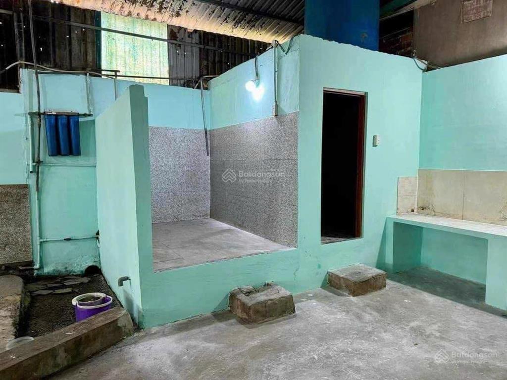 Xưởng 2 mặt tiền 13.5x25m 350m2 mặt tiền bờ kênh tl29  tl31