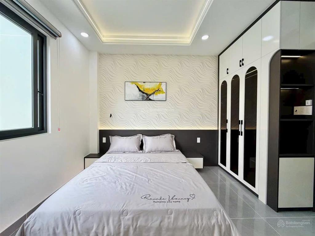 Giảm 200tr nhà mới xây 1 trệt 1 lửng 3 lầu