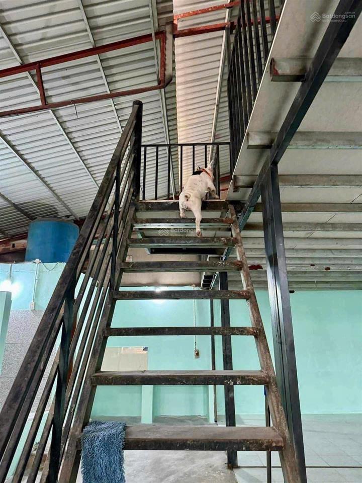 Xưởng 2 mặt tiền 13.5x25m 350m2 mặt tiền bờ kênh tl29  tl31