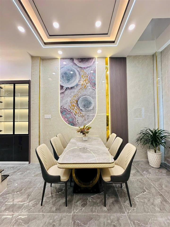 Nhà 3 lầu 5 phòng ngủ mới keng, khu điện âm, đồng bộ, sổ sẵn nhận nhà ở ngay.  0932 130 ***