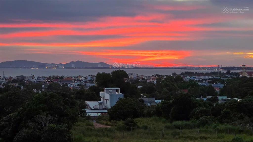 Tt long hải view biển 2 tỷ 830 có bớt, khu dân cư, cách biển dinh cô 1,5km