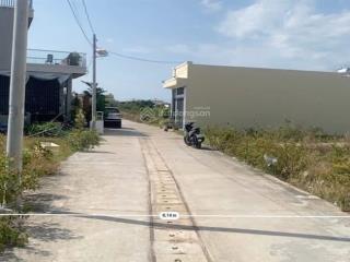 Đất tt long hải 2 tỷ 1 cách biển long hải 2km, 106.5m2  5,4 x 20m full thổ cư