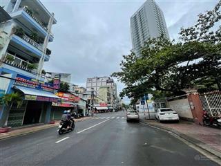 Bán nhà 3 tầng mặt tiền phan chu trinh  gần biển, dt 64,9m2, 4pn 3wc chỉ 11ty1