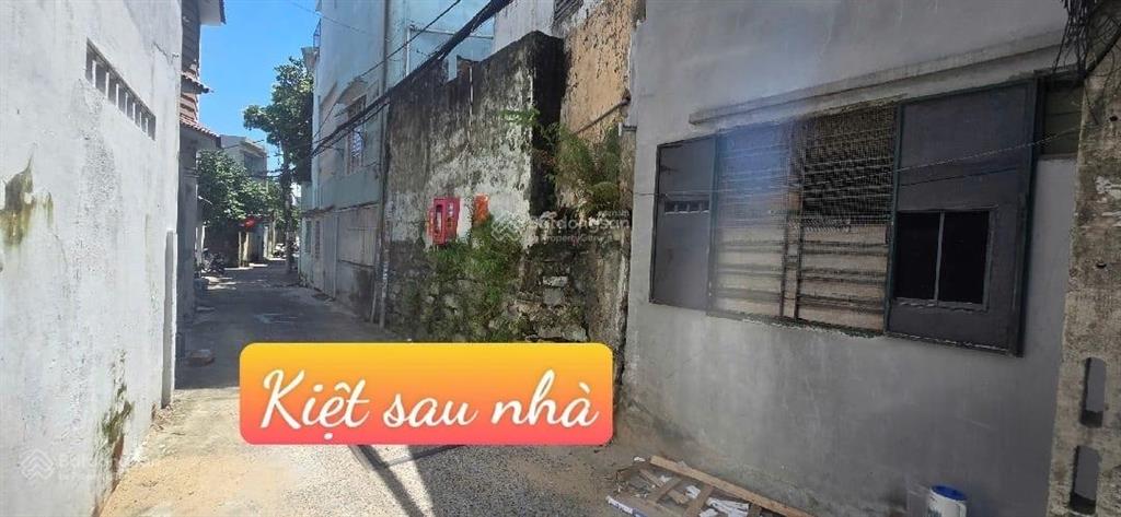 Bán lô đất 2 mặt tiền trước sau đường phó đức chính