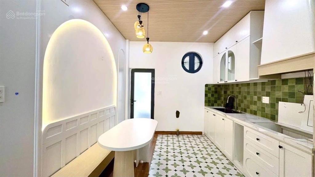 Siêu phẩm 4 tầng 2 mặt kiệt gần đường lâm hoành, vài bước chân ra biển mỹ khê
lâm hoành