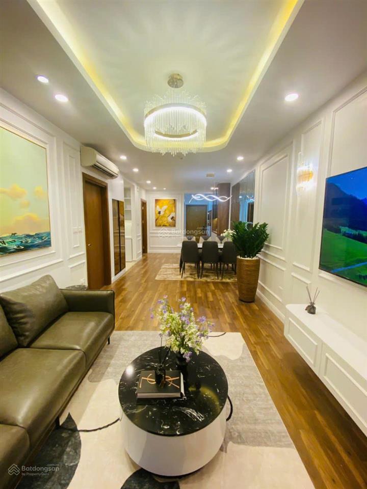 Chính chủ bán cắt lỗ căn 2n2vs 84m2 ở goldmark tầng trung, view nội khu đẹp giá 6 tỷ.  0961 614 ***