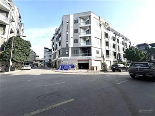 Mảnh đất cực đẹp phố lý sơn,việt hưng.dt 50m2, lô góc 2 thoáng,ô tô ra vào thoải mái,nhỉnh 8 tỉ.