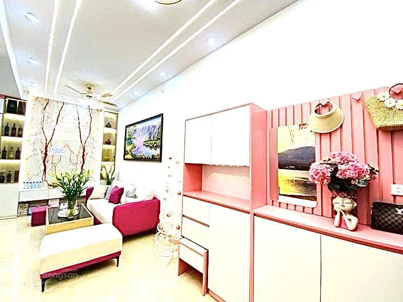 Cực hiếm mặt phố khâm thiên ,vỉa hè thêmh thang. kinh doanh đắc địa.90m2, 5 tầng. giá tốt đầu tư.