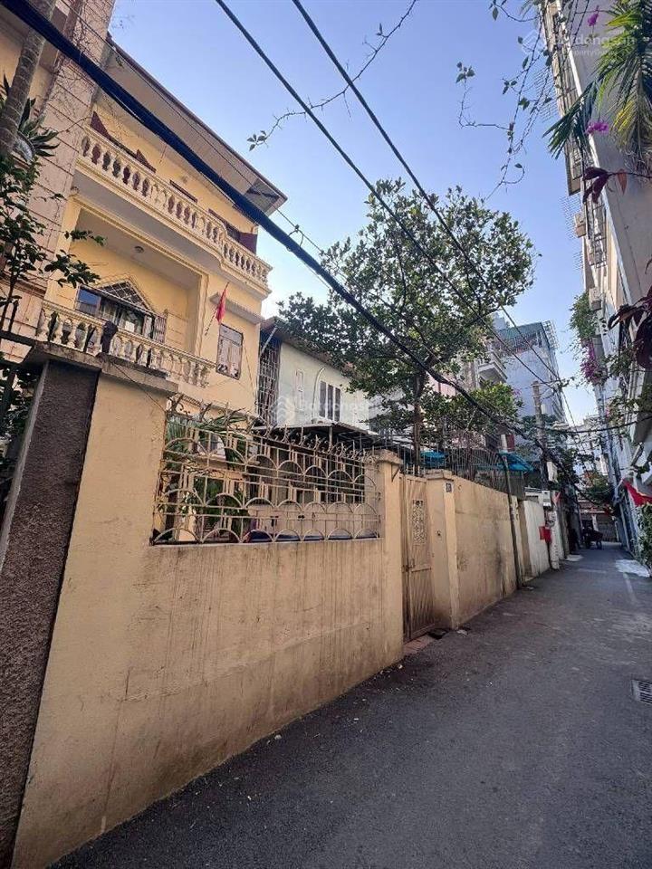 Bán đất tặng nhà phố bồ đề,ô tô vào nhà,dt100m2,mt 5,5m.ngõ thông hồng tiến,giá tốt đầu tư.