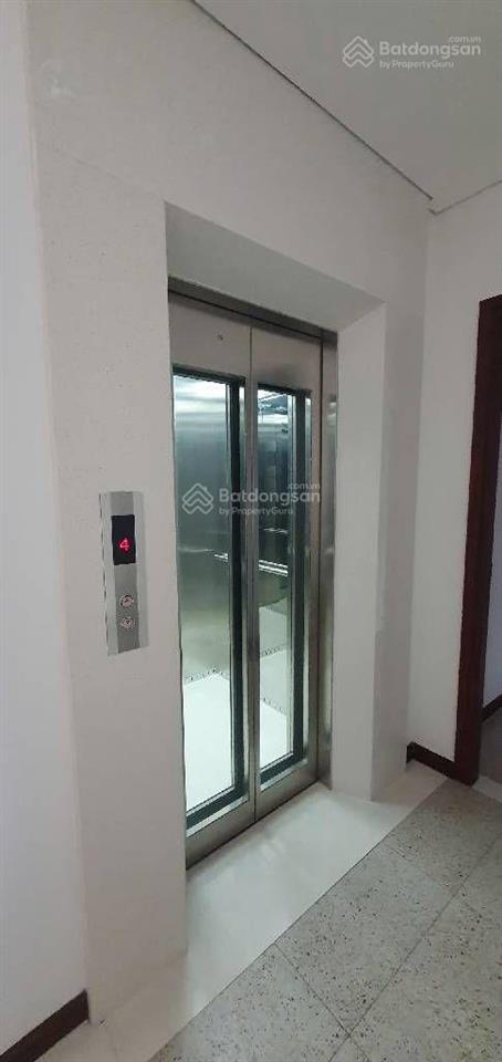 Tuyệt phẩm kiến trúc dân xây.mặt phố hồng tiến.103m2,5 tầng thang máy.lô góc 3 mặt thoáng.chỉ 33 tỷ