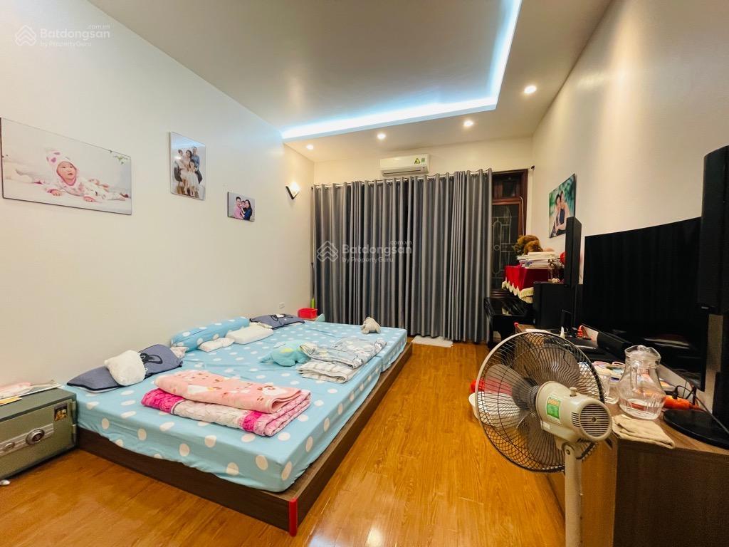 Hiếm nhà phân lô quân đội a38tư đình, dt 80m2 ,thang máy ,ô tô tránh. giá siêu đầu tư.