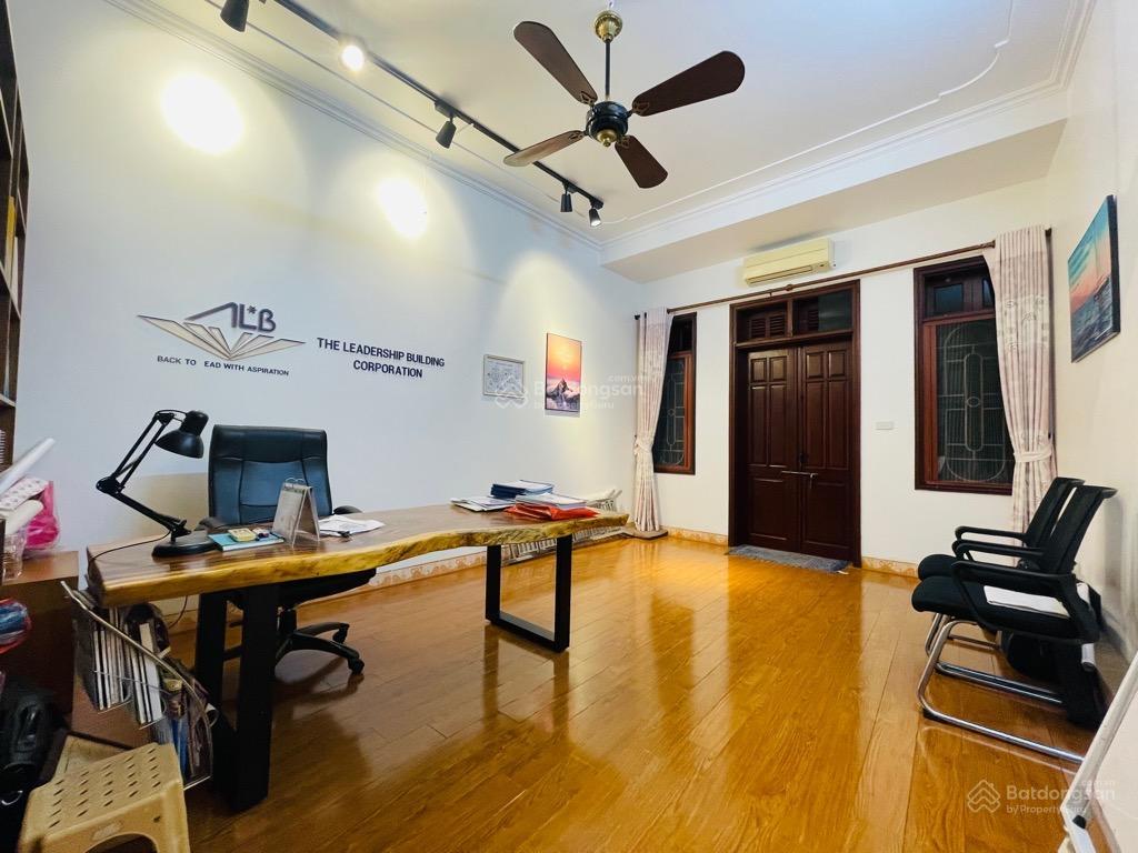 Hiếm nhà phân lô quân đội a38tư đình, dt 80m2 ,thang máy ,ô tô tránh. giá siêu đầu tư.