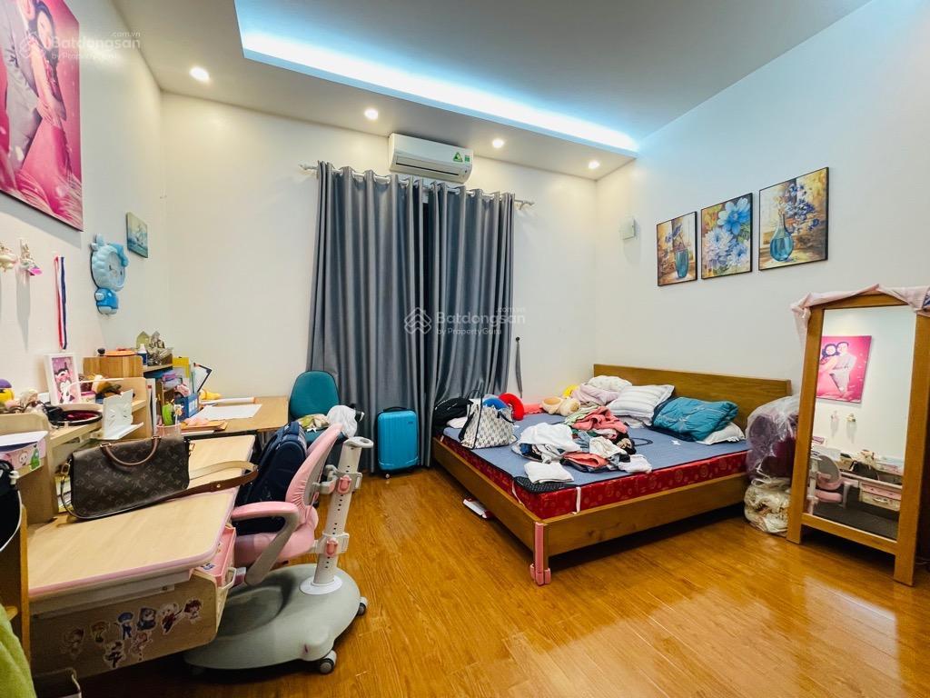 Hiếm nhà phân lô quân đội a38tư đình, dt 80m2 ,thang máy ,ô tô tránh. giá siêu đầu tư.