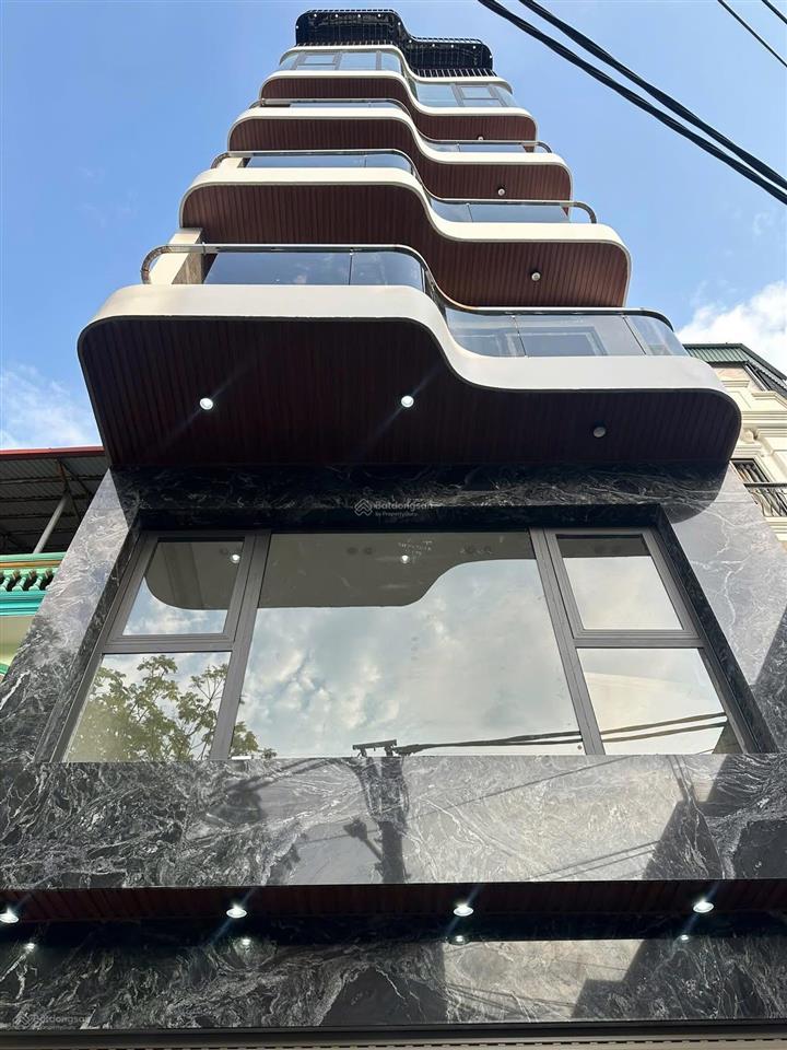 Bán nhà 8 tầng thang máy, ngõ 188 phố tư đình.trung tâm tiện ích, ngay cầu trần hưng đạo. giá tốt.