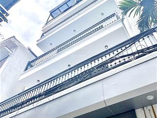 Nhà đẹp dân xây nguyễn văn cừ ,gia thụy, bồ đề,ô tô,thang máy, diện tích khủng, giá đầu tư.